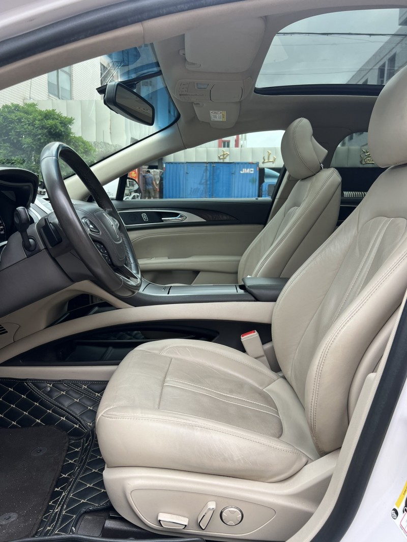 中山20年林肯MKZ8