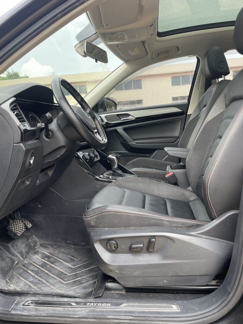 中山20年大众探岳8