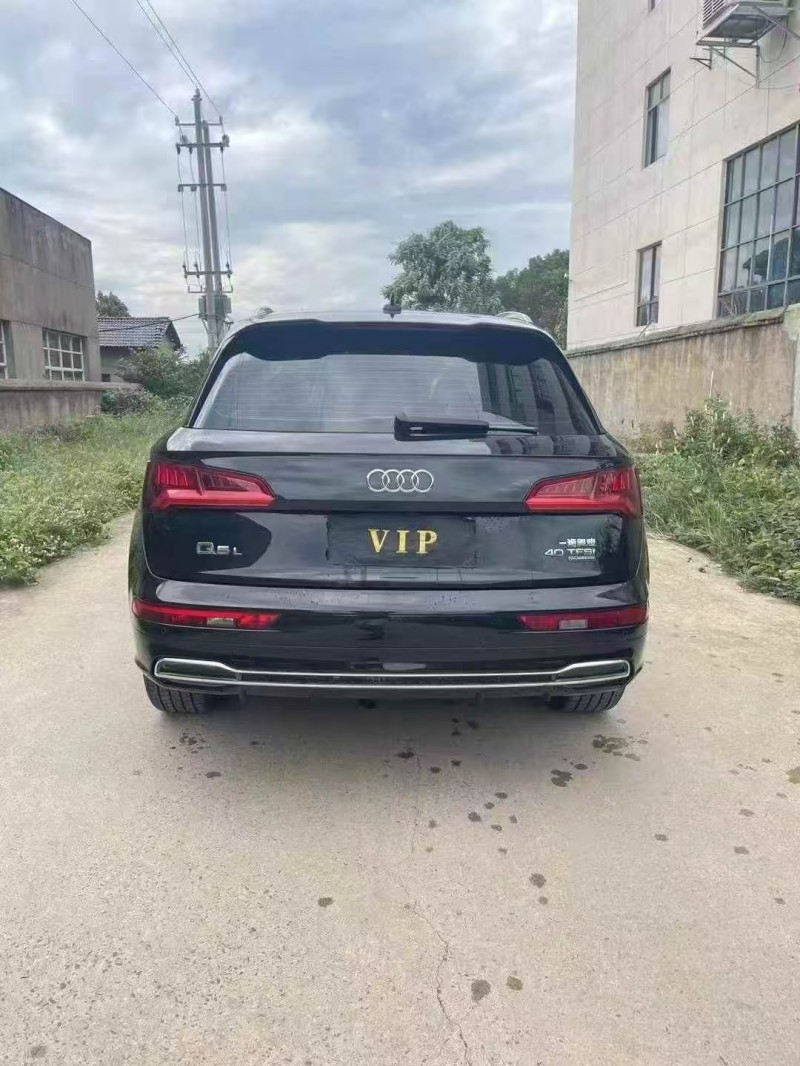 九江21年奥迪Q59