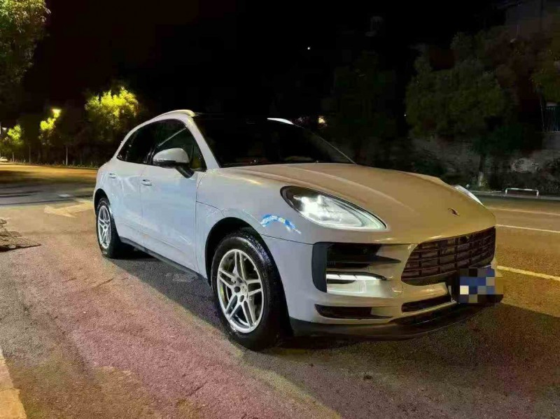 重庆15年保时捷Macan2