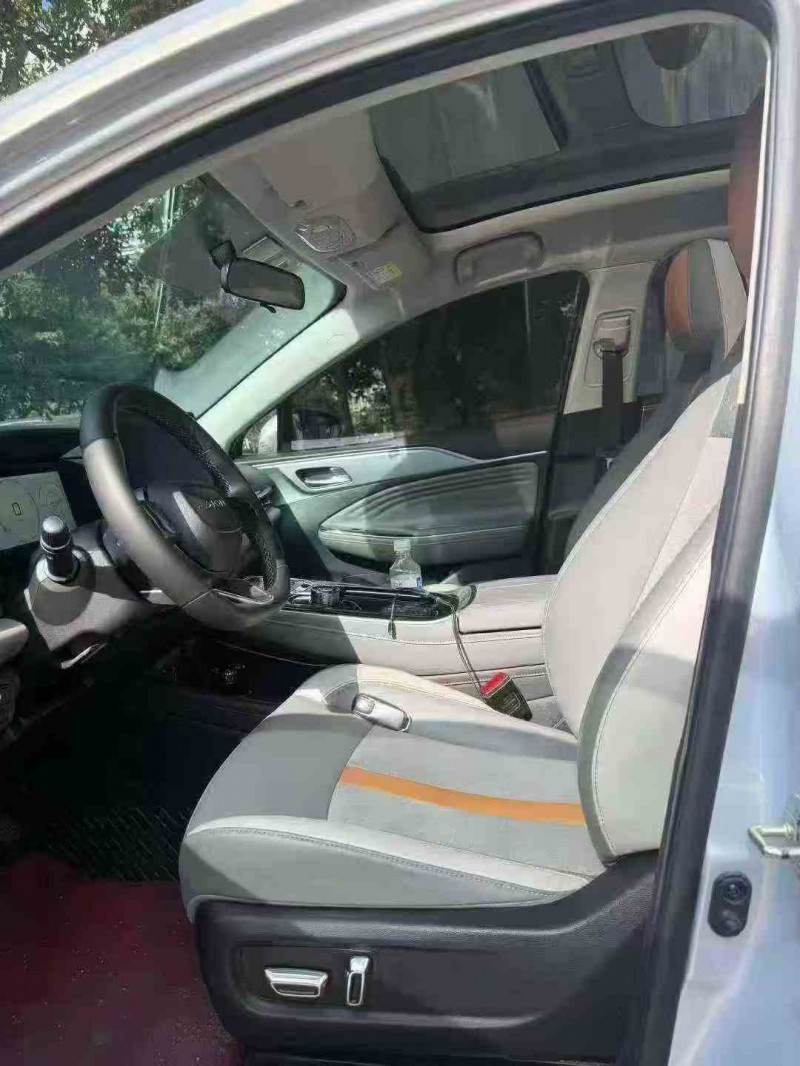 重庆23年传祺埃安S4