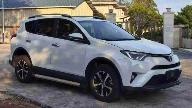 湛江17年丰田RAV4荣放2
