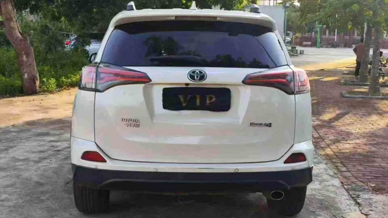 湛江17年丰田RAV4荣放9