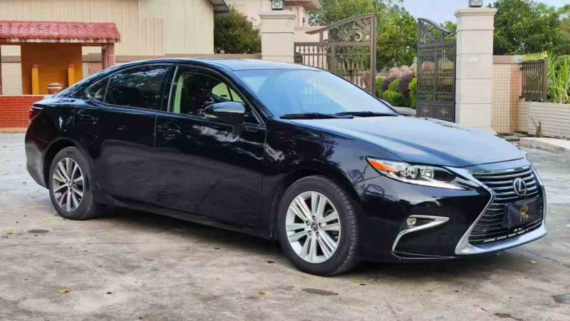 广州12年雷克萨斯ES2