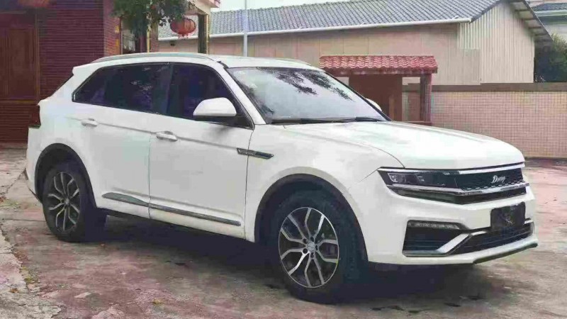 汕头17年众泰大迈X72