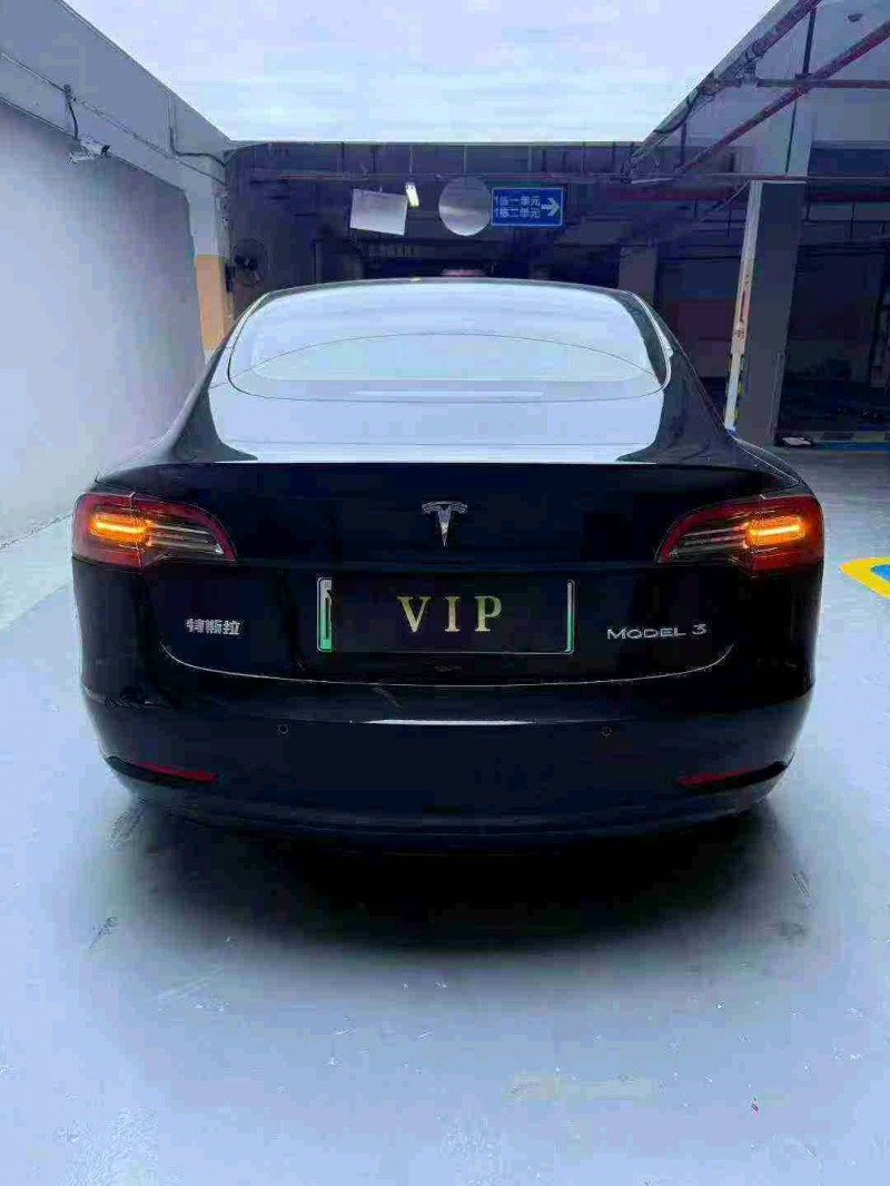 广州22年特斯拉MODEL 37