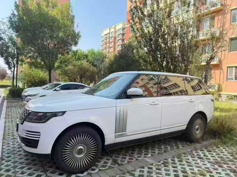 菏泽19年路虎揽胜行政2