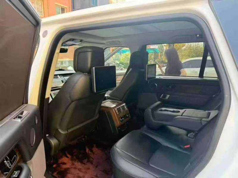 菏泽19年路虎揽胜行政6