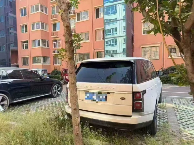 菏泽19年路虎揽胜行政9