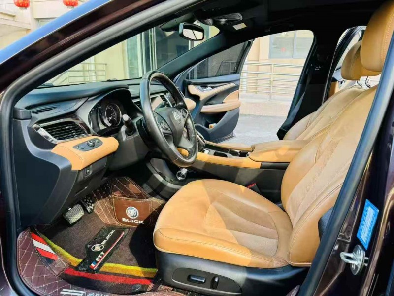 青岛17年别克凯越5