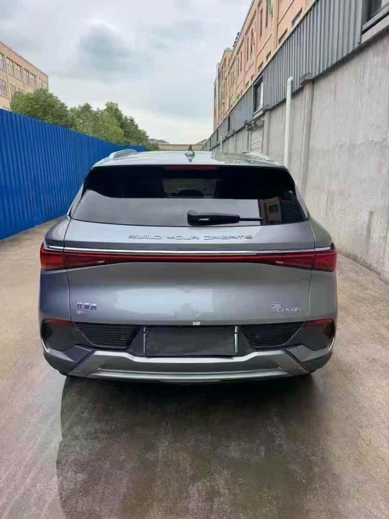 温州23年比亚迪元9