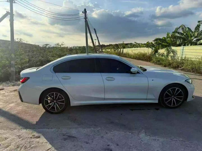 佛山23年宝马3系8