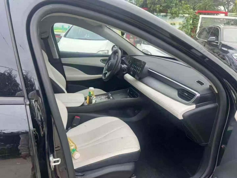 枣庄25年比亚迪海豹4