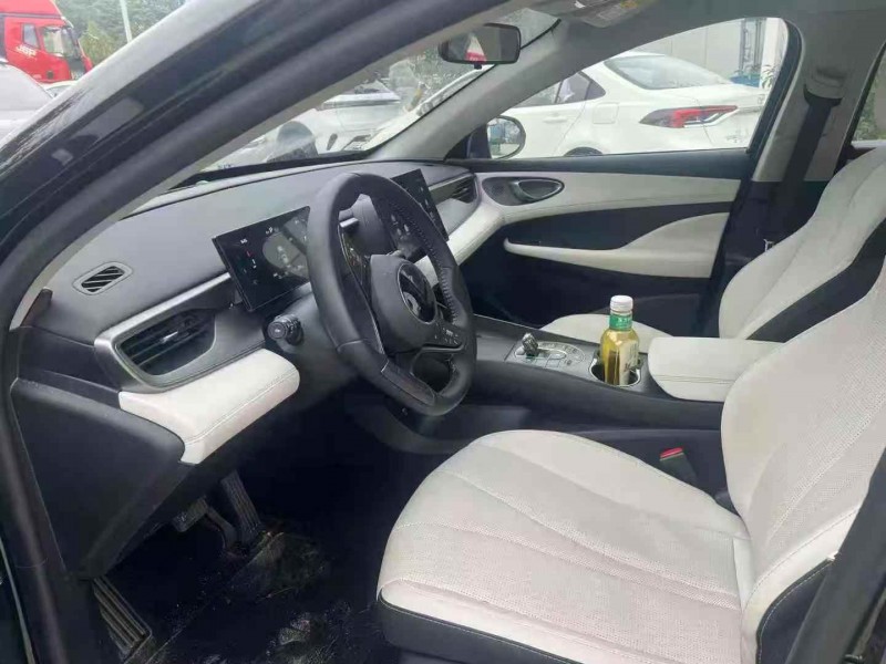 枣庄25年比亚迪海豹5