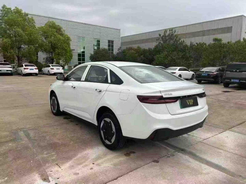 宿迁24年吉利几何7