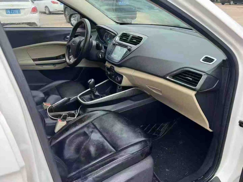 宿迁17年福特福睿斯5