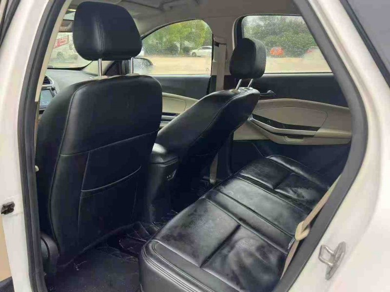 宿迁17年福特福睿斯6