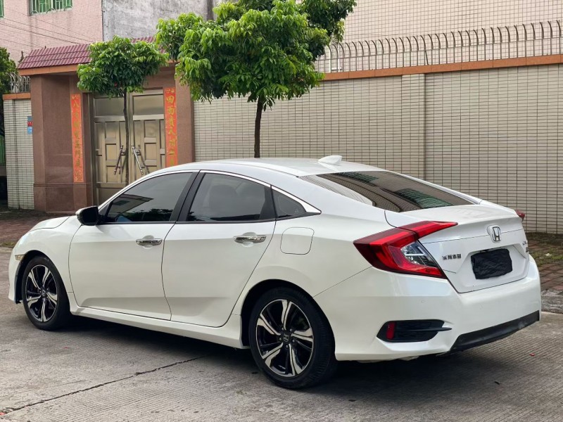 中山18年本田思域8