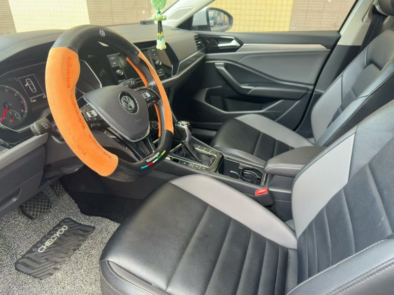 东莞20年大众速腾4