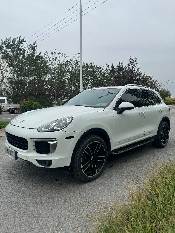 邯郸15年保时捷卡宴2