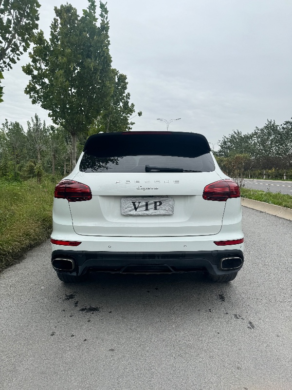 邯郸15年保时捷卡宴6