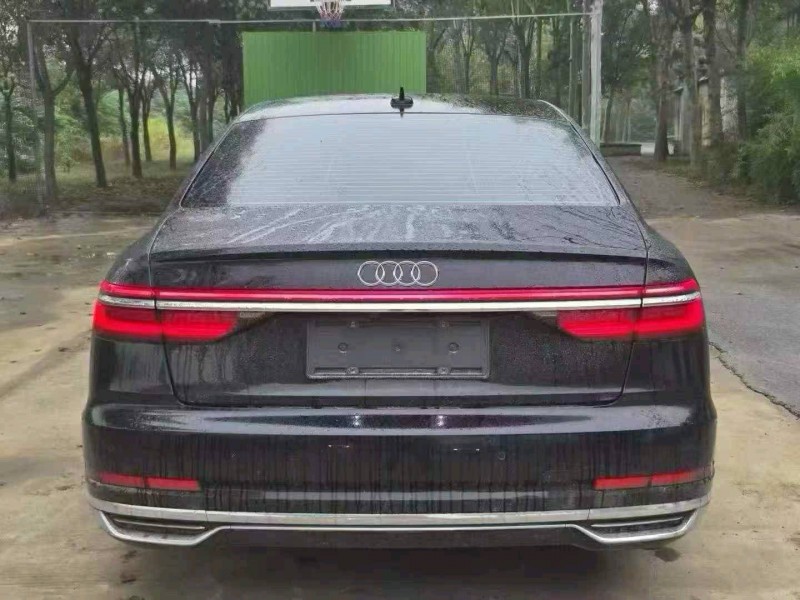 洛阳19年奥迪A8L9