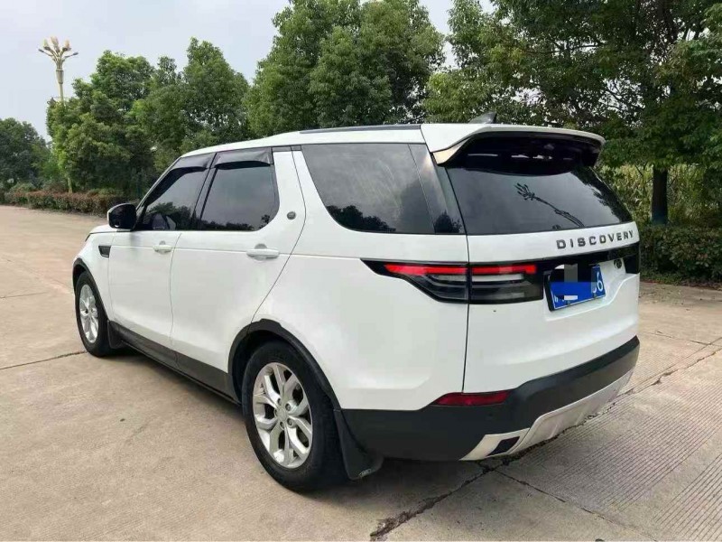 常州19年路虎发现9