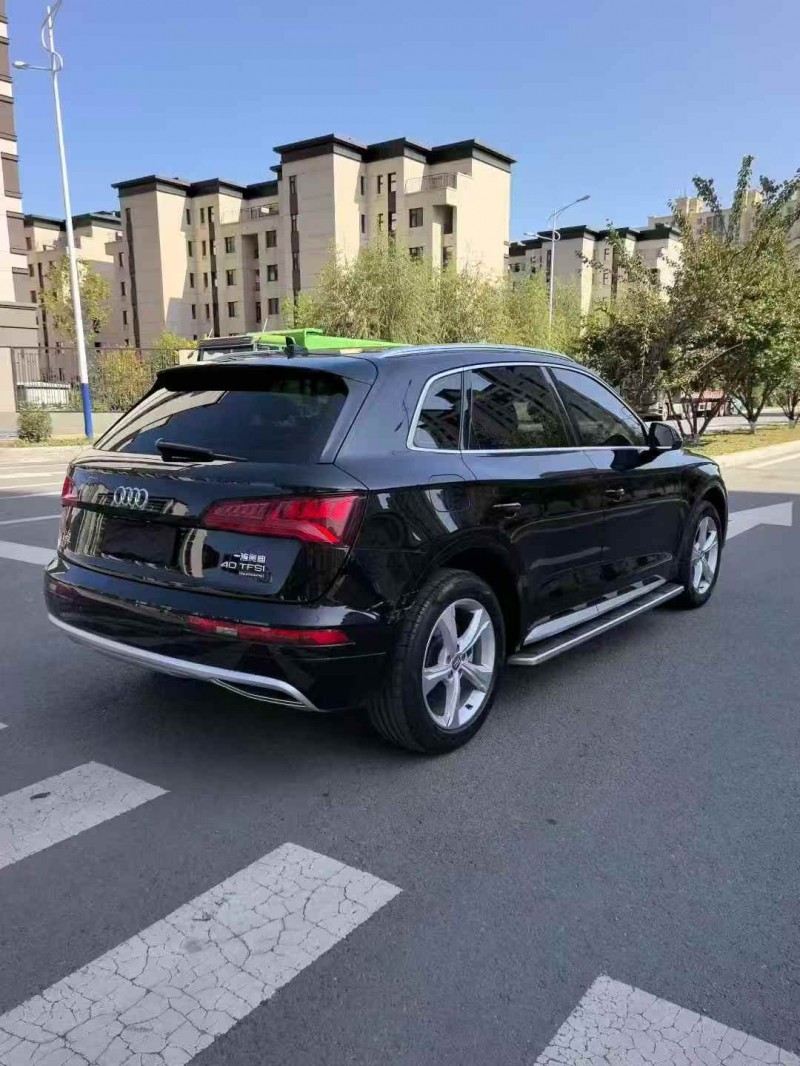 苏州21年奥迪Q58