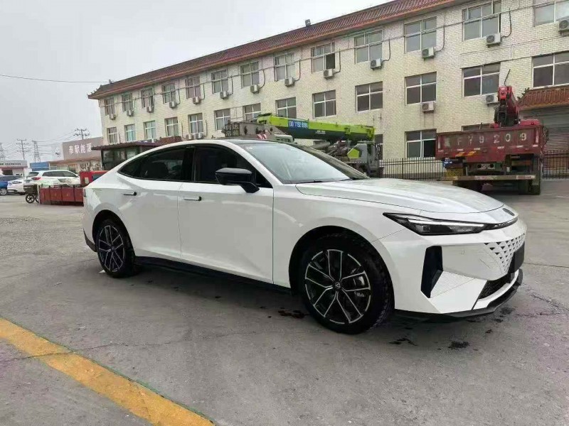 唐山25年长安汽车UNI2