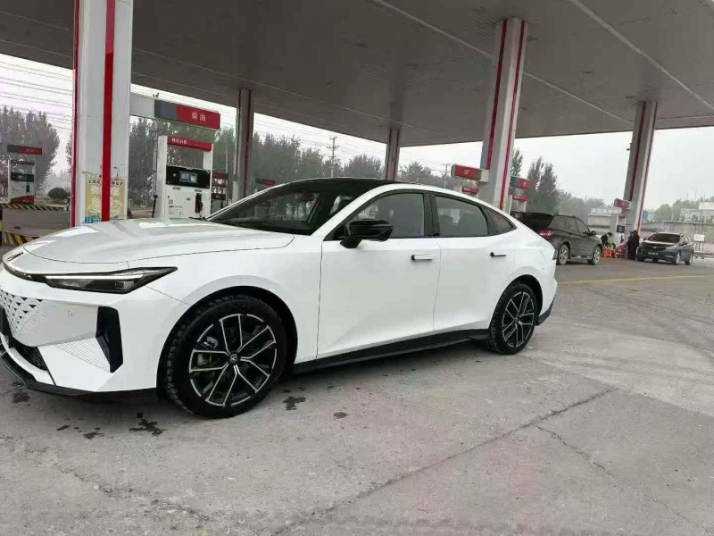 唐山25年长安汽车UNI3