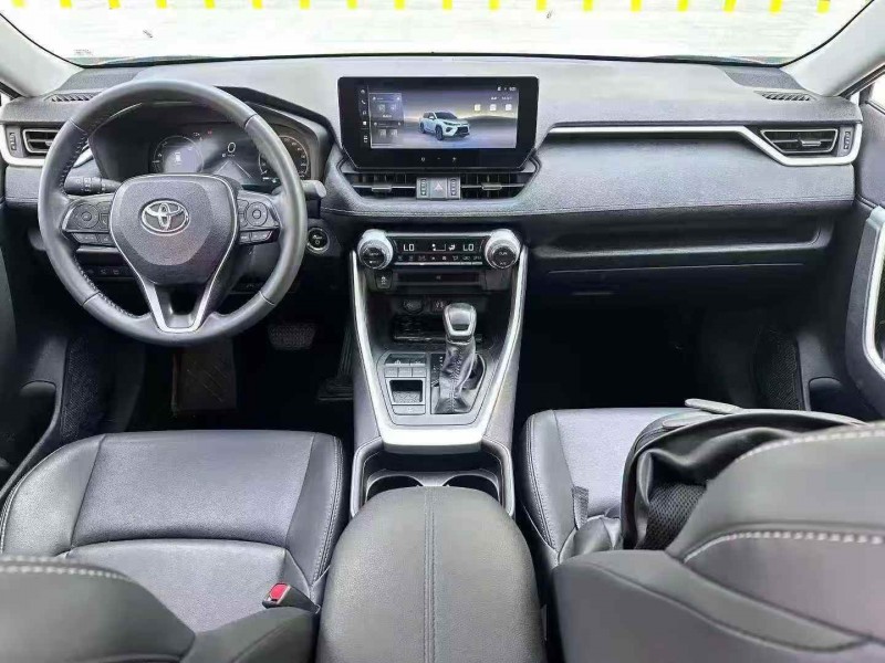 淄博23年丰田威兰达5