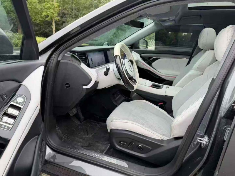 常州24年岚图汽车FREE5