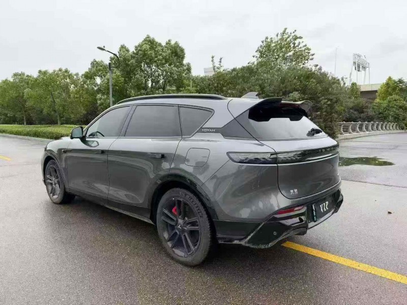 常州24年岚图汽车FREE8