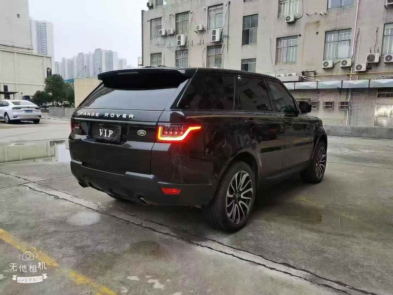 岳阳15年路虎揽胜运动7