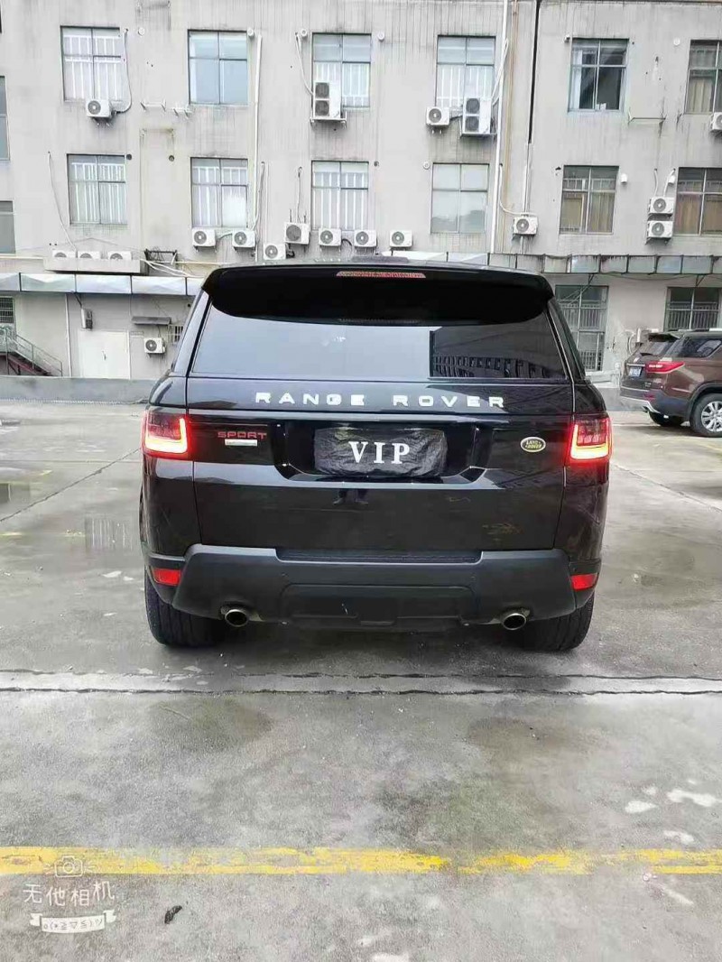 岳阳15年路虎揽胜运动8