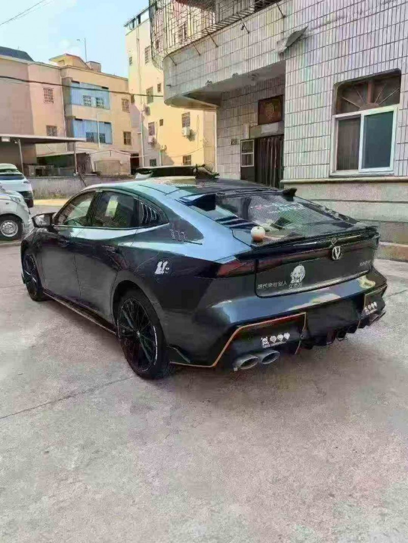 厦门24年长安汽车UNI8