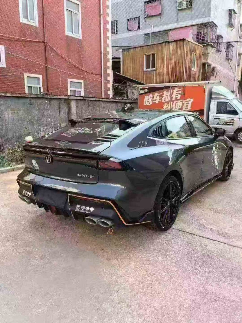 厦门24年长安汽车UNI9