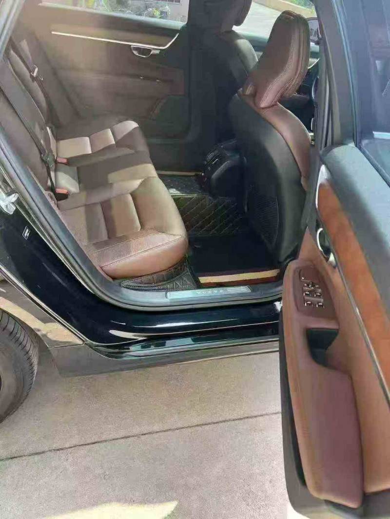 柳州21年沃尔沃S904