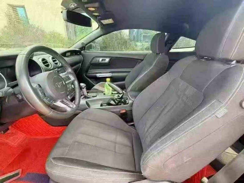 玉溪19年福特野马6