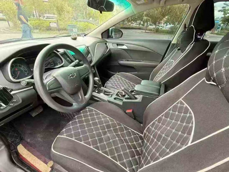 玉溪18年雪佛兰科鲁兹9