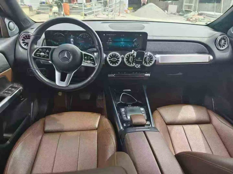 曲靖21年奔驰GLB4