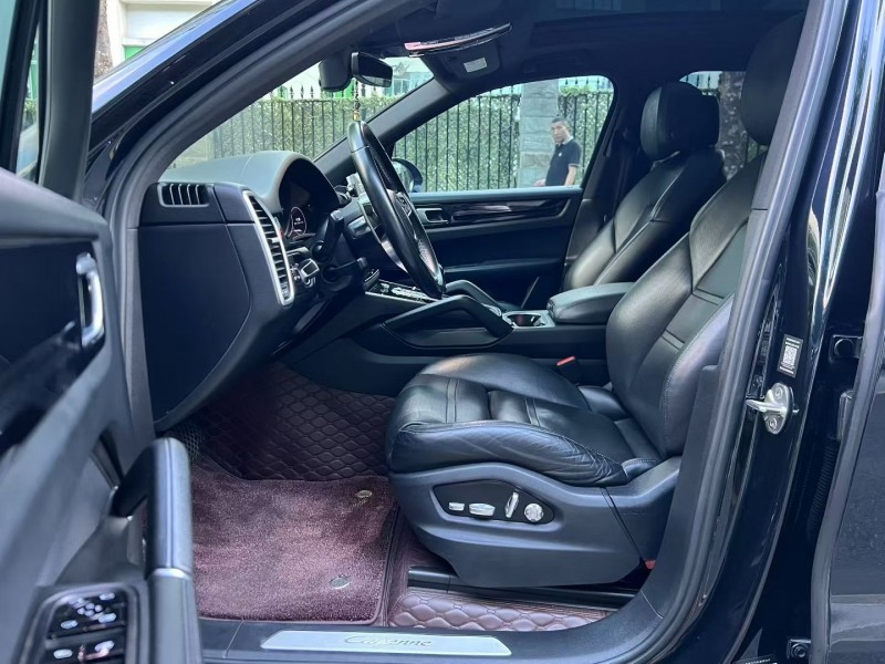 深圳20年保时捷卡宴3