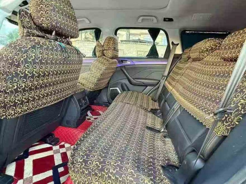 丽江18年哈弗H75