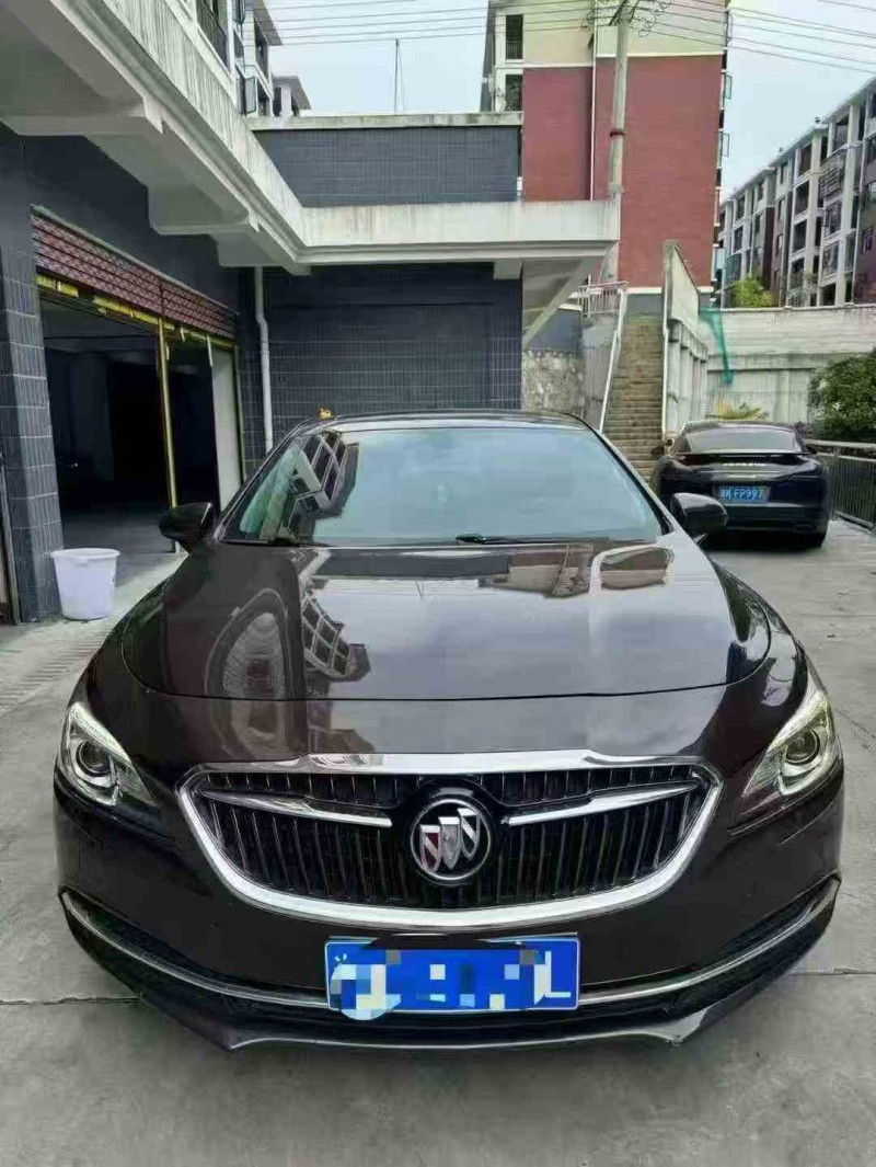 湘潭16年别克君越1