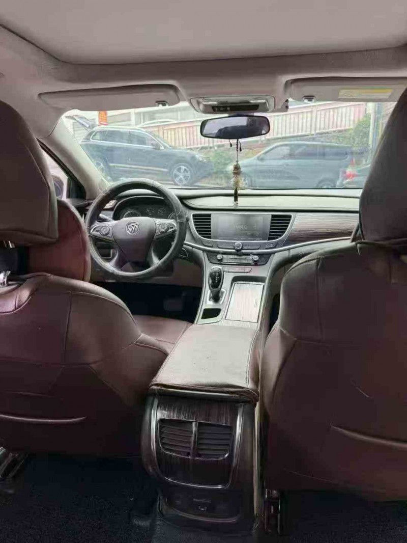 湘潭16年别克君越5