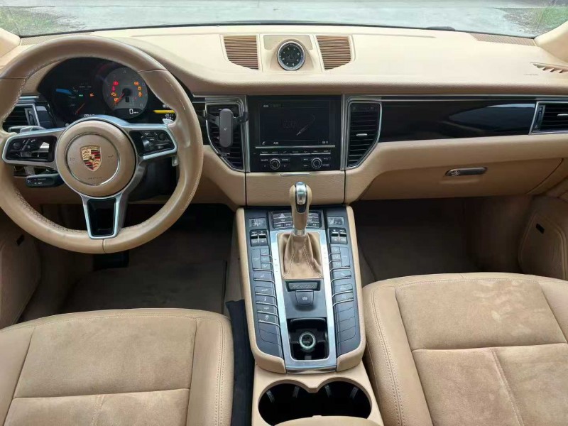 徐州14年保时捷Macan4