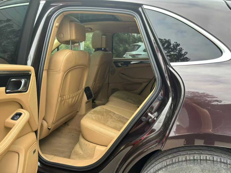 徐州14年保时捷Macan5