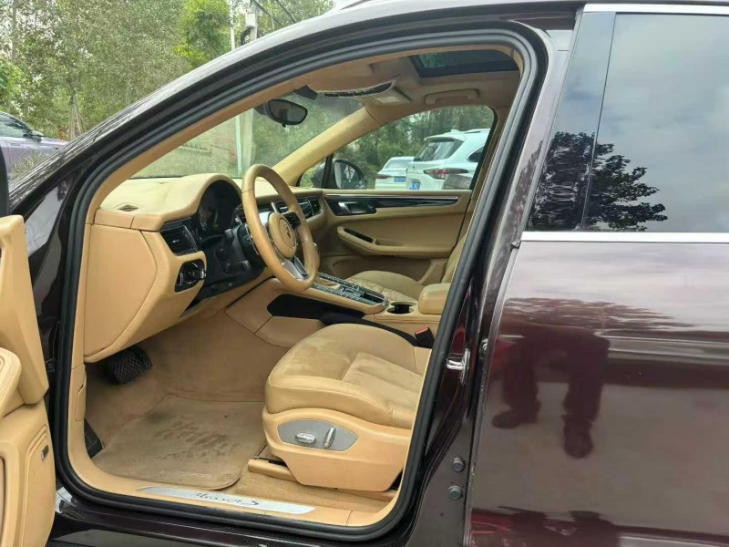 徐州14年保时捷Macan6