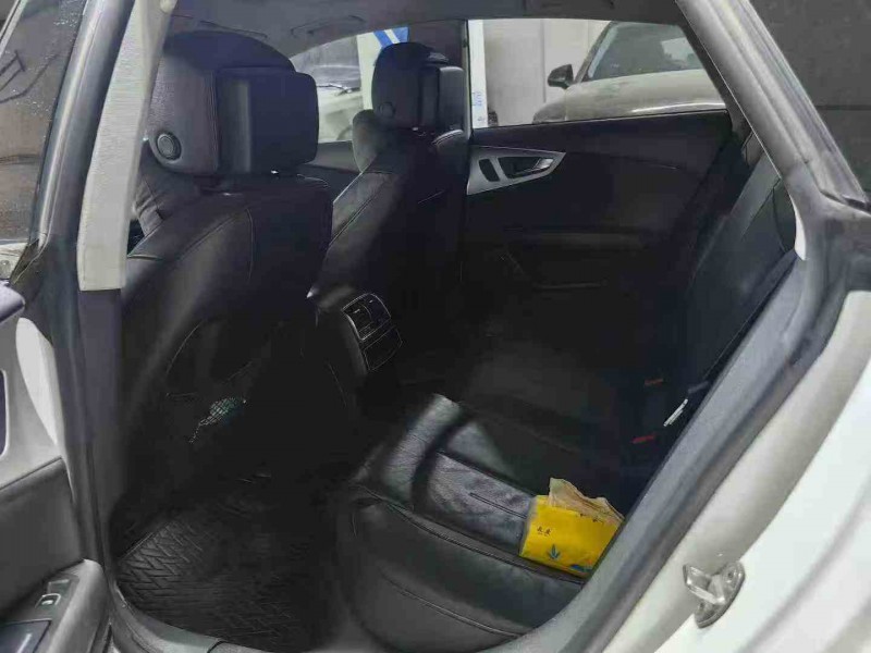 攀枝花16年奥迪A7L5