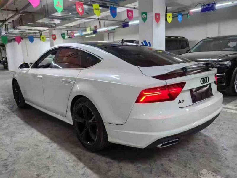 攀枝花16年奥迪A7L6